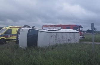 Trzy osoby ranne w zderzeniu dwóch samochodów w Gutowie Dużym