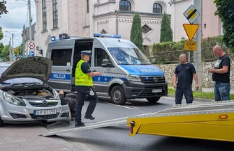 Kolizja w Piotrkowie Trybunalskim. Zderzenie na skrzyżowaniu Zamkowej i Jerozolimskiej