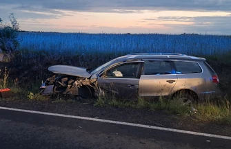 Wypadek dwóch samochodów w Janówce. Dwie osoby poszkodowane