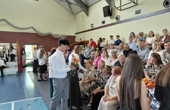 Ósmoklasiści pożegnali mury swojej szkoły