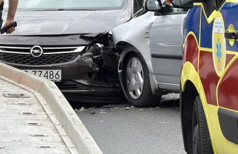 Zasłabła i czołowo zderzyła się z Oplem. Groźnie na Łódzkiej