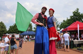 Dzień Sąsiada w Szydłowie przyciągnął tłumy. Sport zabawa i integracja