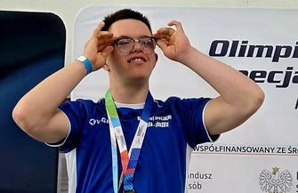Bartosz Sokalski z oficjalnym rekordem świata! Historyczny sukces piotrkowskiego pływaka