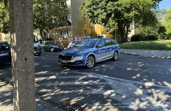 Groźny wypadek w Piotrkowie Trybunalskim. Matka prowadząca rower z 7-letnią córką została potrącona na przejściu dla pieszych w Al. Kopernika. Trafiły do szpitala