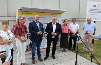 Powiat Piotrkowski uruchomił urzędomaty. Odbiór dokumentów po godzinach pracy urzędu i w weekend