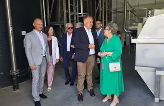 Delegacja z gminy Łęki Szlacheckie z wizytą w Masłowicach. Otwarcie nowej oczyszczalni ścieków