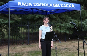 Muzyka połączyła sąsiadów. Pierwsze letnie spotkanie na Belzackiej przyciągnęło mieszkańców