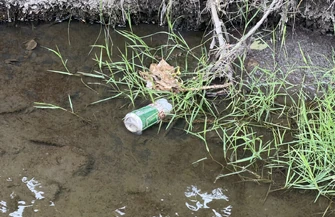Co dzieje się ze Strawą w Piotrkowie Mieszkańcy skarżą się na odór i śmieci