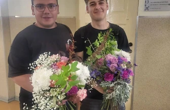 Nowe kwalifikacje uczniów ZSCKU w Czarnocinie dzięki kursowi florystyki