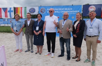 Mistrzostwa Europy Głuchych w siatkówce plażowej trwają w Sulejowie