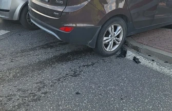 Groźny wypadek na drodze Piotrków Sulejów. Zderzyły się trzy samochody ranne roczne dziecko i sześciolatek. Podróżowało nimi 9 osób. Są duże utrudnienia na DK12