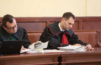 Proces Sebastiana M. Kolejna rozprawa w Piotrkowie ponad pięć godzin przesłuchania biegłego i ponad 200 pytań. Sąd zdecydował w sprawie aresztu i prywatnej ekspertyzy