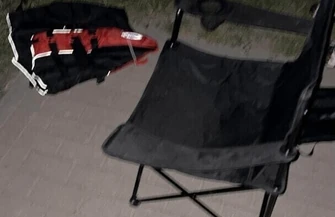 Trwają poszukiwania nad Zalewem Sulejowskim. Na brzegu znaleziono rzeczy