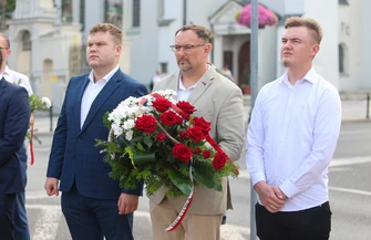 W Piotrkowie uczczono pamięć Powstańców Warszawskich