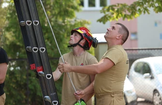 Nowa inwestycja dla piotrkowskich strażaków. Wielofunkcyjny trenażer pomoże szkolić ratowników w sytuacjach kryzysowych
