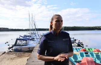 Policja i służby kontrolują akweny w powiecie piotrkowskim. Wspólna akcja nad wodą