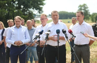 Szydłów-Kolonia Czarnek Telus Lorek i Ciecióra o sytuacji rolników