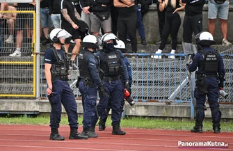 KS Kutno wydaje oświadczenie podczas gdy GKS Bełchatów chwali się wygraną