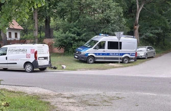 15-letni hulajnogista wyjechał wprost pod Fiata. Kask uratował mu życie