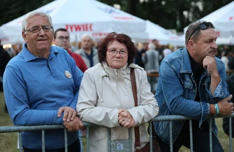 Łzy porwały publiczność w Mzurkach. Tłumy na dożynkach gminy Wola Krzysztoporska