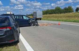 Kolizja na A1. Zderzenie dwóch osobówek i ciężarówki na drodze w stronę Gdańska