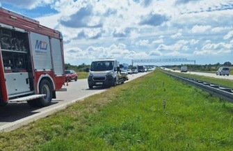 Kolizja na A1. Zderzenie dwóch osobówek i ciężarówki na drodze w stronę Gdańska