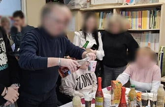 Bezalkoholowy toast z dziećmi. Legalny ale czy właściwy