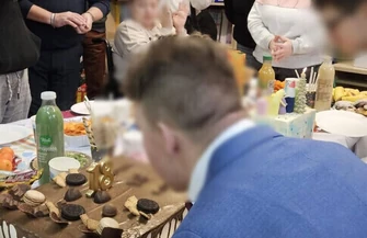 Bezalkoholowy toast z dziećmi. Legalny ale czy właściwy