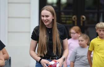 Strefa piłki ręcznej i prezentacja przedsezonowa klubów Krasoń MKS Piotrcovii i MKS Piotrkowianina. Zakończenie wakacji w Rynku Trybunalskim trwa