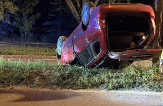 Toyota dachowała na Żelaznej w Piotrkowie