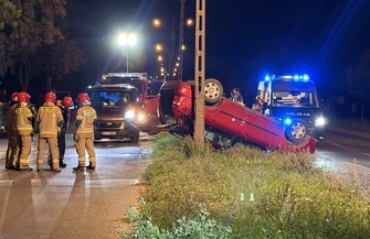 Toyota dachowała na Żelaznej w Piotrkowie