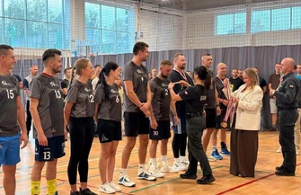 Piotrkowscy funkcjonariusze najlepsi na siatkarskim parkiecie