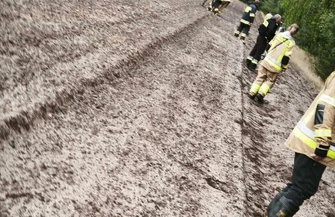 Zaginął 86-latek. Wyszedł z domu boso i bez telefonu odnalazł go dron