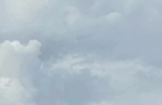 Zaginął 86-latek. Wyszedł z domu boso i bez telefonu odnalazł go dron