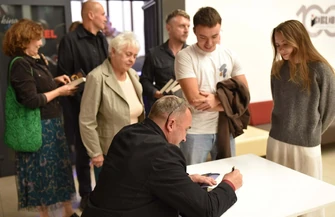 Kryminalny wieczór w Mediatece. Konrad Chęciński opowiadał o swoich książkach