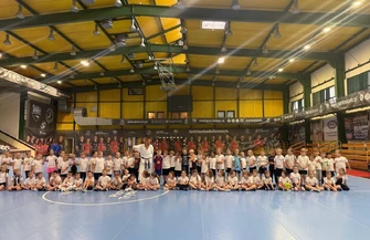 Aktywna Lekcja WF z OSiR wraca Dzieci z Piotrkowa Trybunalskiego znów poznają sport od najlepszej strony