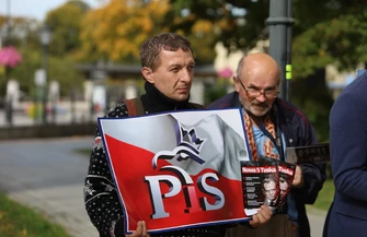 PiS o Nowej Piątce Tuska. Macierewicz Milczanowska Węgrzynowski i Janik krytykują rząd
