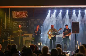 Jasny Plan od kuchni. Jak powstają piosenki teledyski i muzyczna współpraca piotrkowskiego zespołu