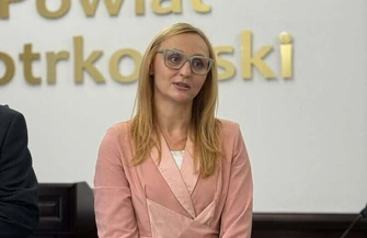 Różowy Październik w Piotrkowie. Spotkanie z Amazonkami w Starostwie Powiatowym