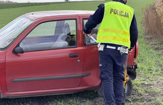 Wypadek na ul. Moryca w Piotrkowie. 52-latek trafił do szpitala