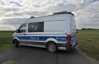 Wypadek na ul. Moryca w Piotrkowie. 52-latek trafił do szpitala