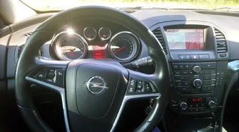 Opel Insignia, 2011, benzyna 2,0l turbo, 4x4, 